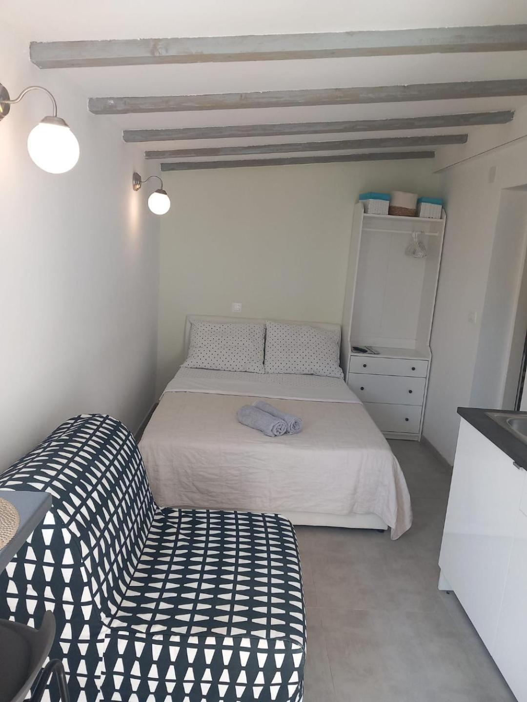Apartments Pipi Pakoštane エクステリア 写真